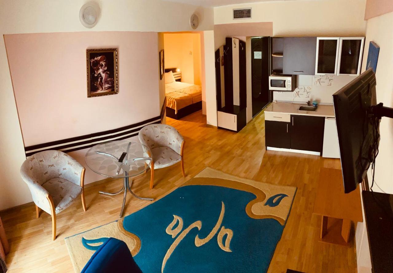 Hotel Zimbru Iasi Exteriér fotografie