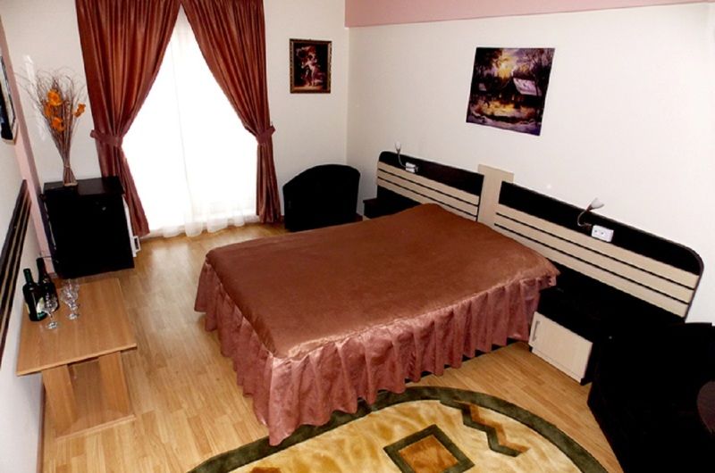 Hotel Zimbru Iasi Exteriér fotografie